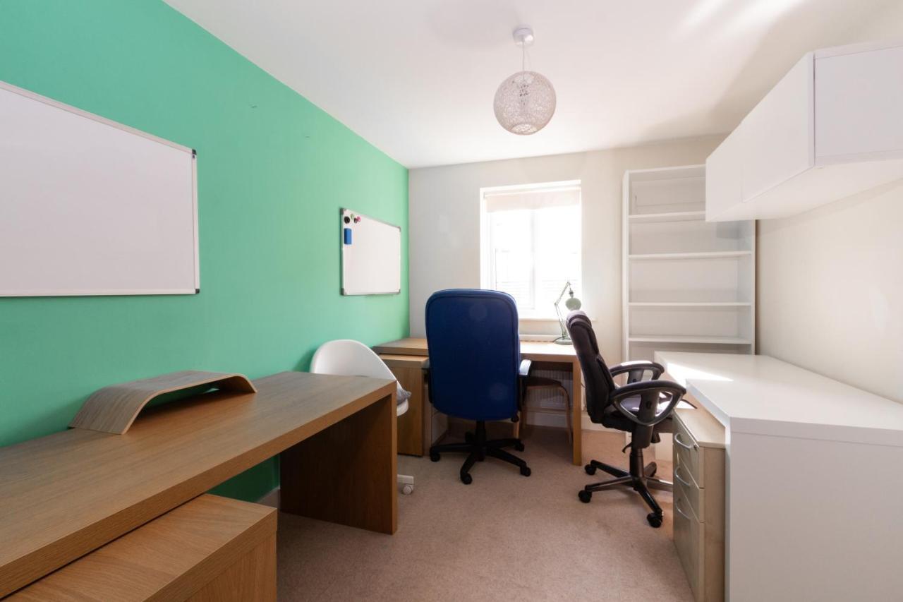 Homely 4bd Townhouse - Next To Hanley Park Apartment Stoke-on-Trent