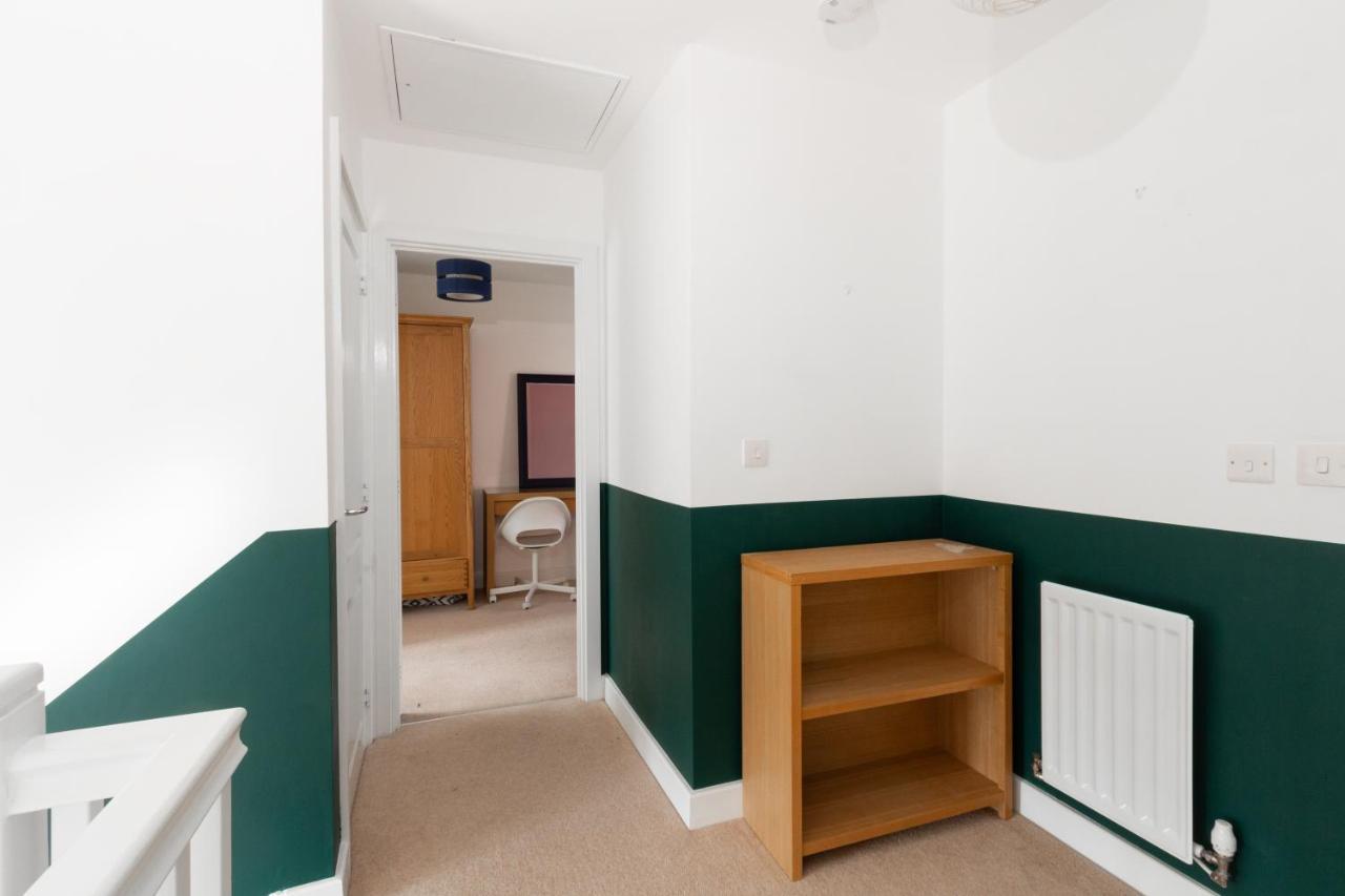 Homely 4bd Townhouse - Next To Hanley Park Stoke-on-Trent